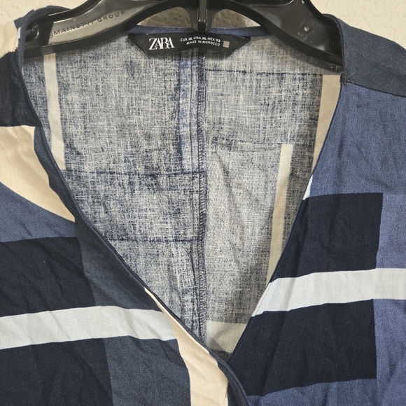Zara Women's Navy and Cream Geometric Blouse - Picture 3 of 3